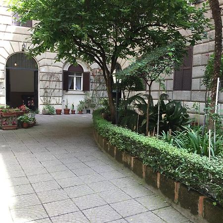 Blue Whale Bed & Breakfast Rome Bagian luar foto