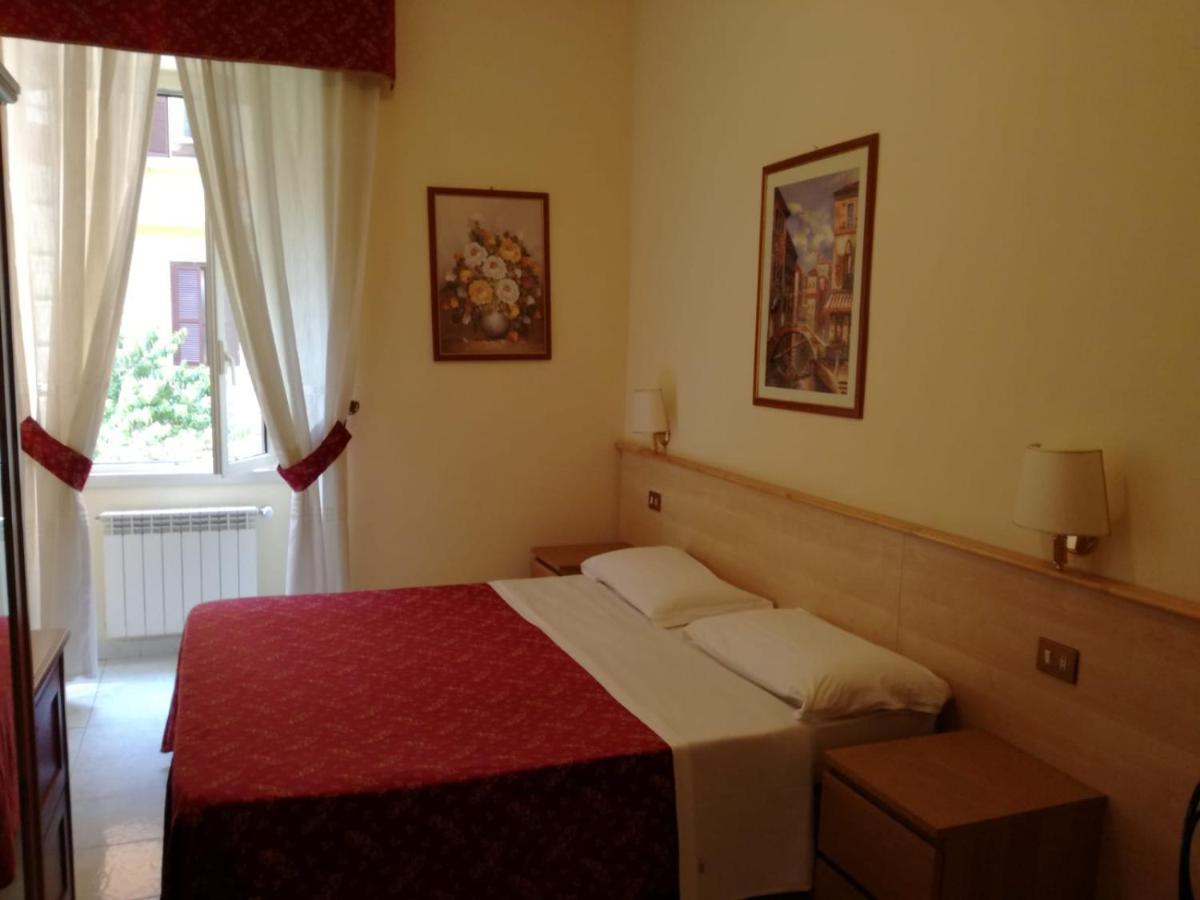 Blue Whale Bed & Breakfast Rome Bagian luar foto