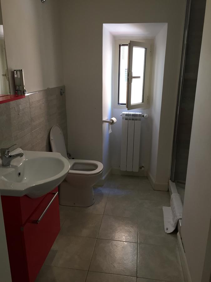 Blue Whale Bed & Breakfast Rome Bagian luar foto