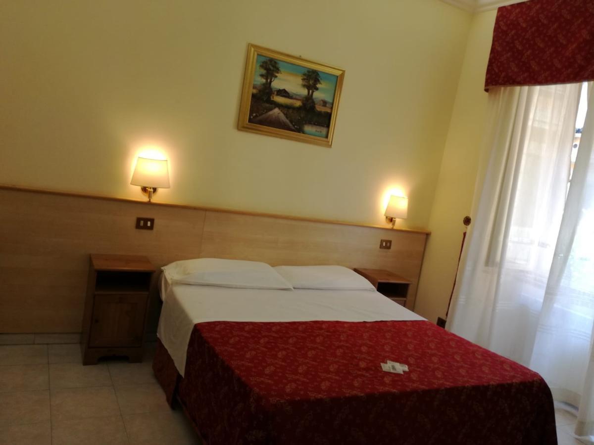 Blue Whale Bed & Breakfast Rome Bagian luar foto
