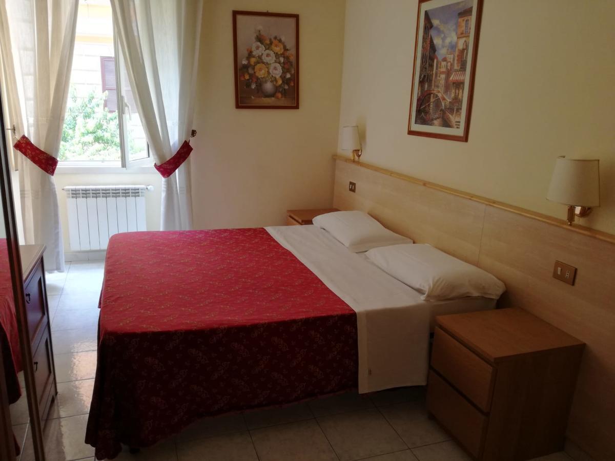 Blue Whale Bed & Breakfast Rome Bagian luar foto