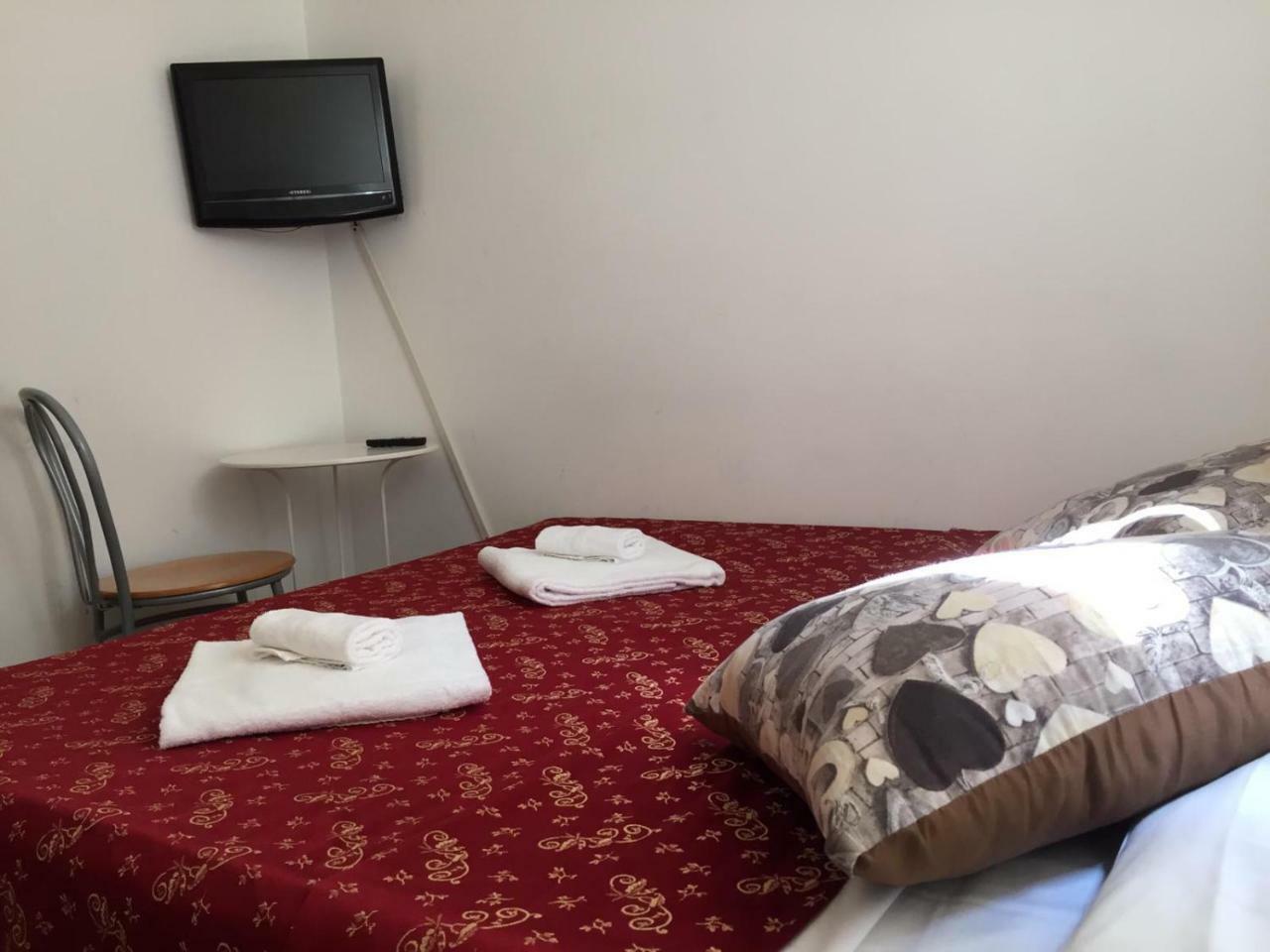 Blue Whale Bed & Breakfast Rome Bagian luar foto