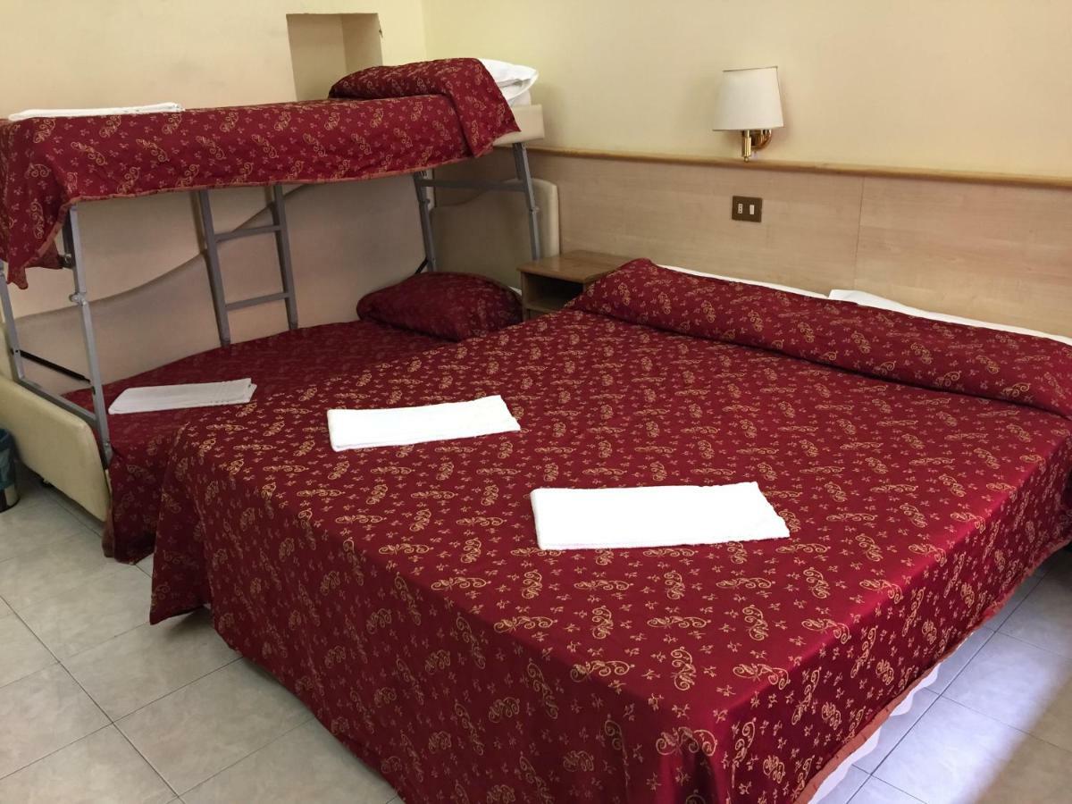 Blue Whale Bed & Breakfast Rome Bagian luar foto
