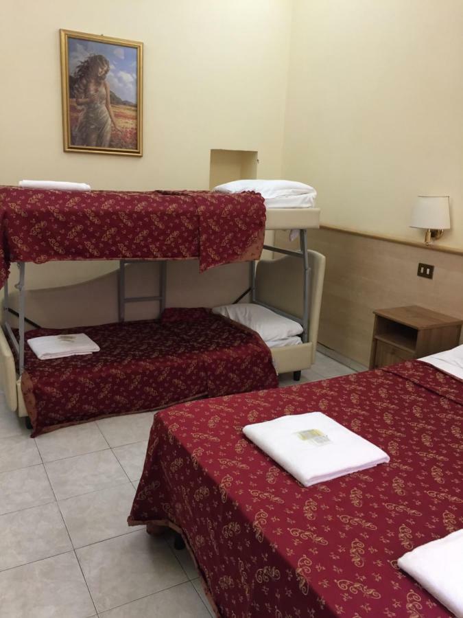 Blue Whale Bed & Breakfast Rome Bagian luar foto